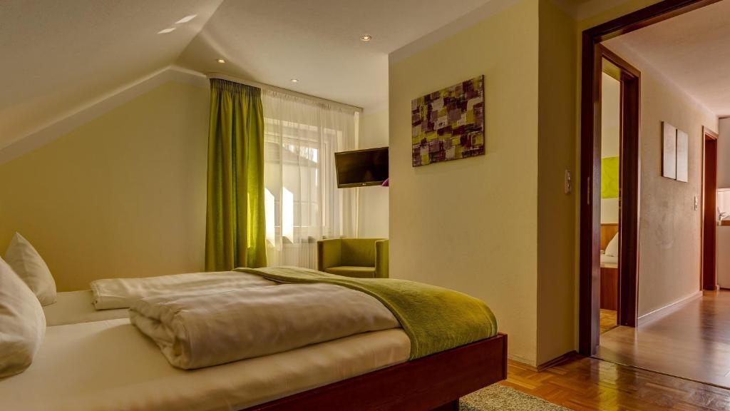 Hotel Restaurant Weihenstephaner Stuben Landshut Pokój zdjęcie