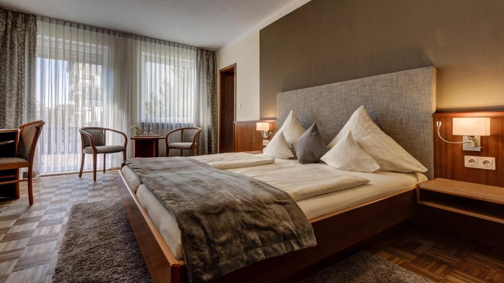 Hotel Restaurant Weihenstephaner Stuben Landshut Pokój zdjęcie